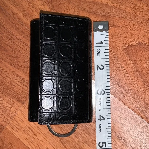 NWOT Salvatore Ferragamo Leather Key Holder